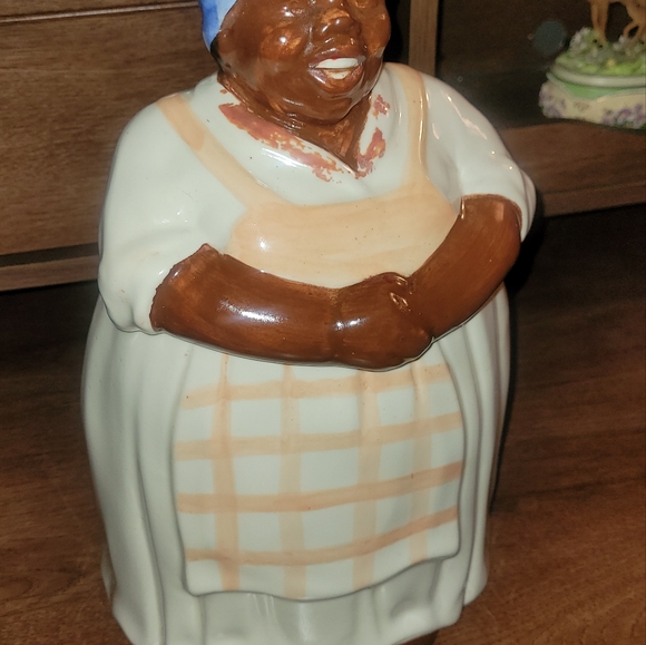 Mosaic Tile Company Vintage white Dress Cookie Jar rare find - Picture 3 of 7